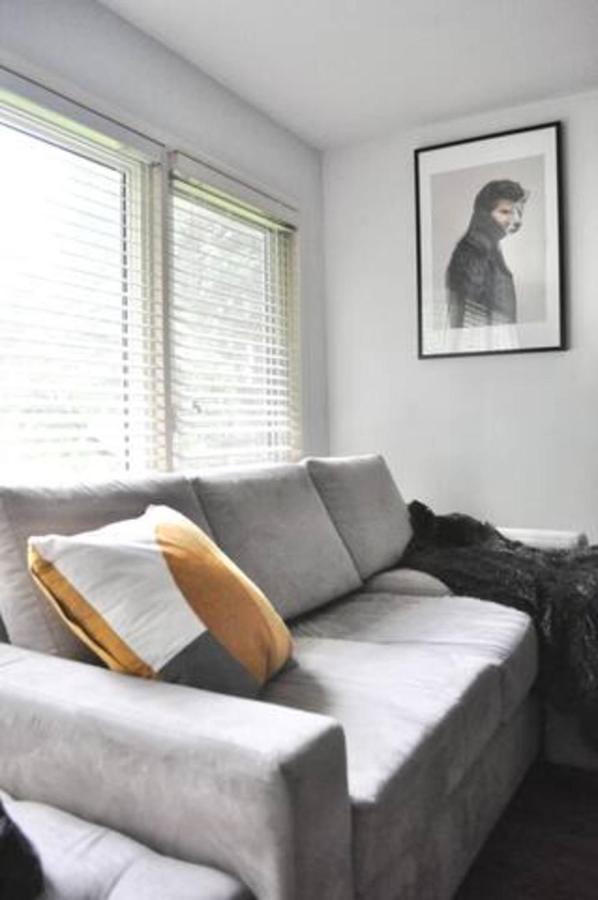 Cozy 1 Bd Suite Centrally Located North Vancouver Esterno foto